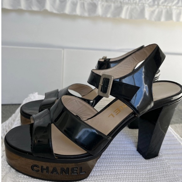Chanel Sandals Block Heels Vintage Lucite 2001 Black Patent Leather US6/ 36 - Picture 3 of 10